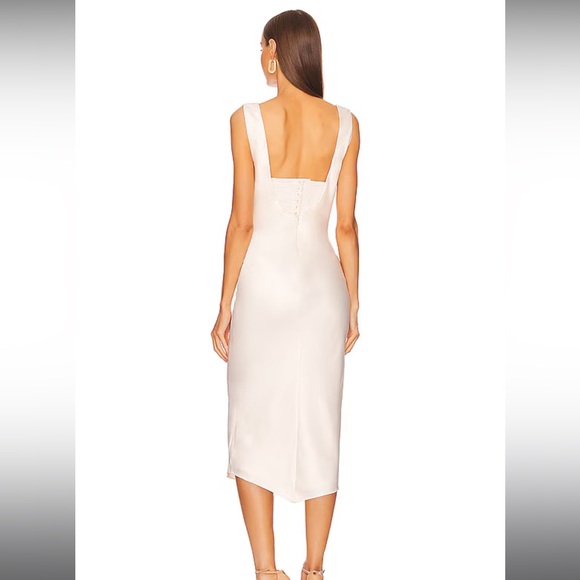 x REVOLVE Kylen Midi Dress in Ivory
Michael Costello - Picture 2 of 10